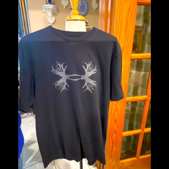 Under Armour size Large - Picture 1 of 7
